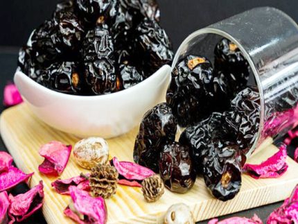 আজওয়া খেজুর